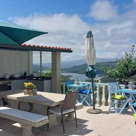 Homestay Vivenda Carvalhas *